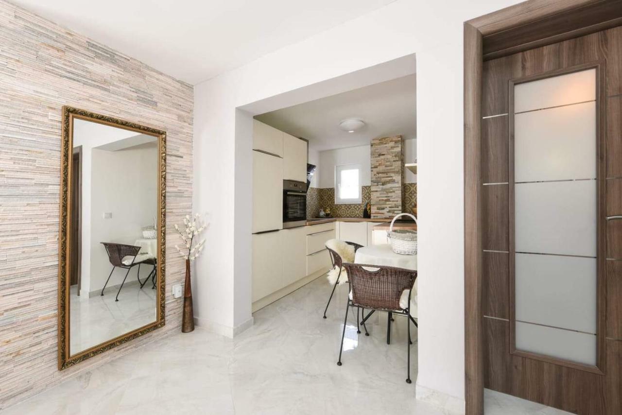 Dana Zadar Apartamento Exterior foto