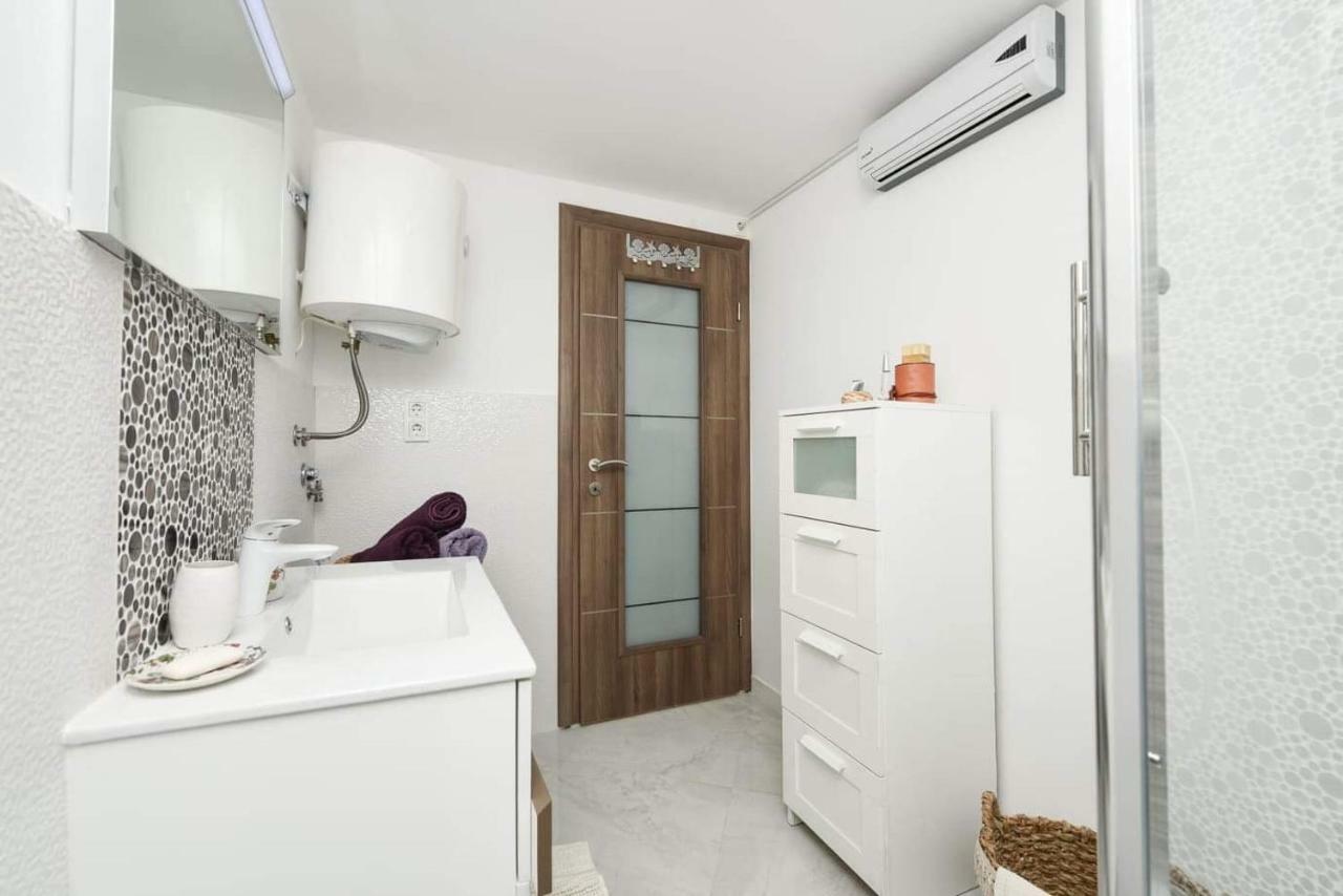 Dana Zadar Apartamento Exterior foto